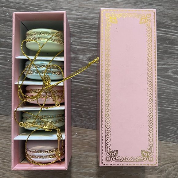 Gerson Resin Macaroon set of 5 ornaments NEW 18inch height - Picture 5 of 5